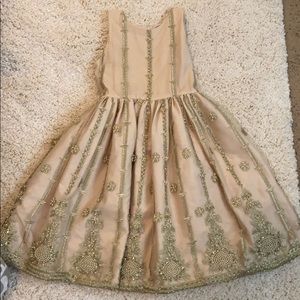 Girls dress